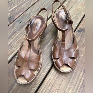 Clarks Artisan tan leather sandals
